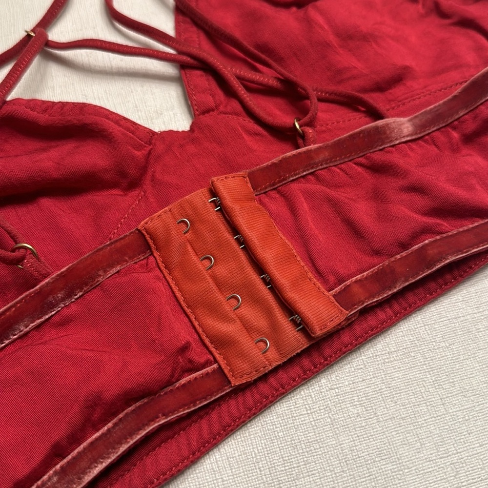 StyleStalker Red Bra Top - Picture 3 of 4